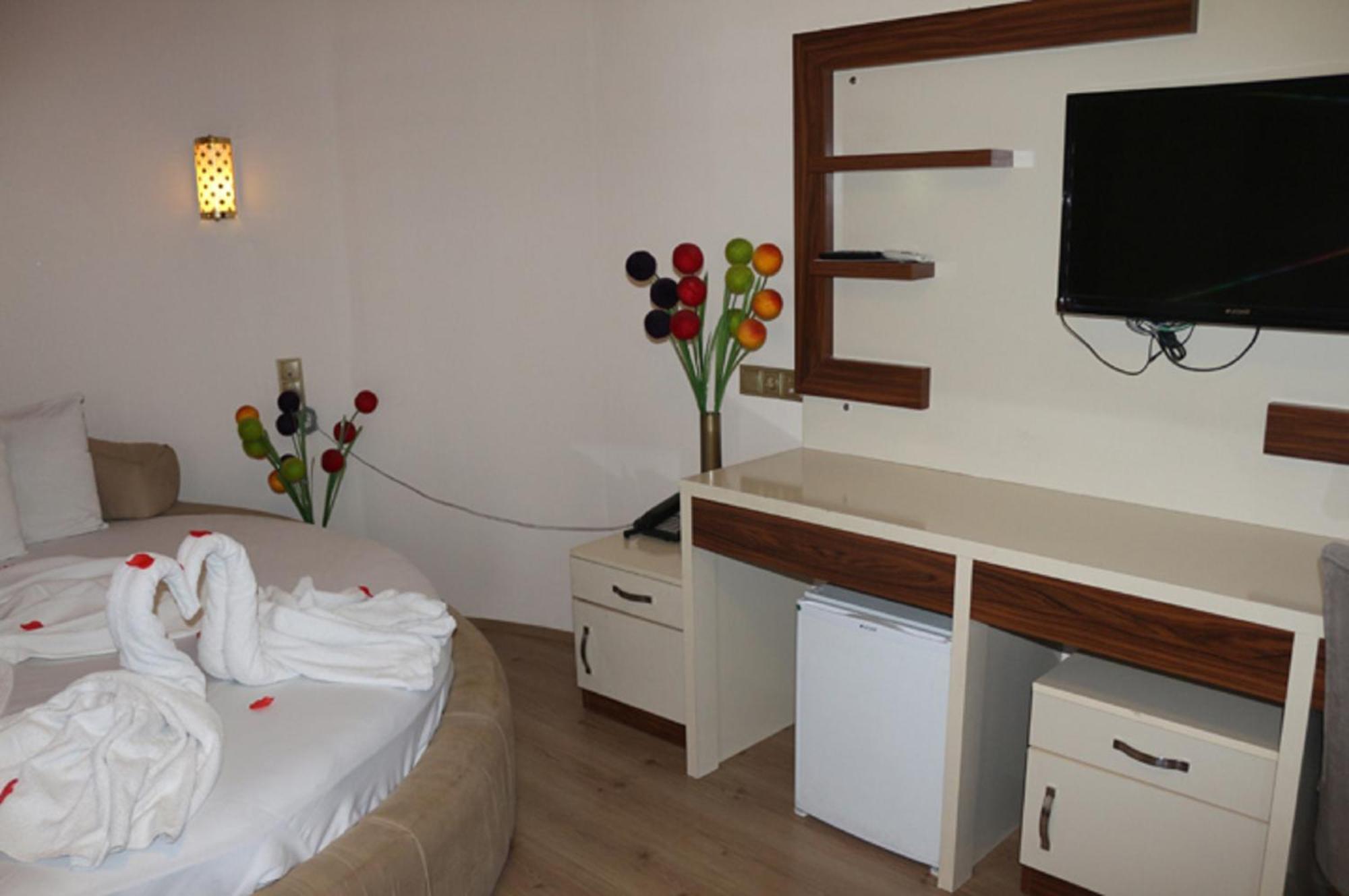 Mesnevi Hotel Конья Номер фото